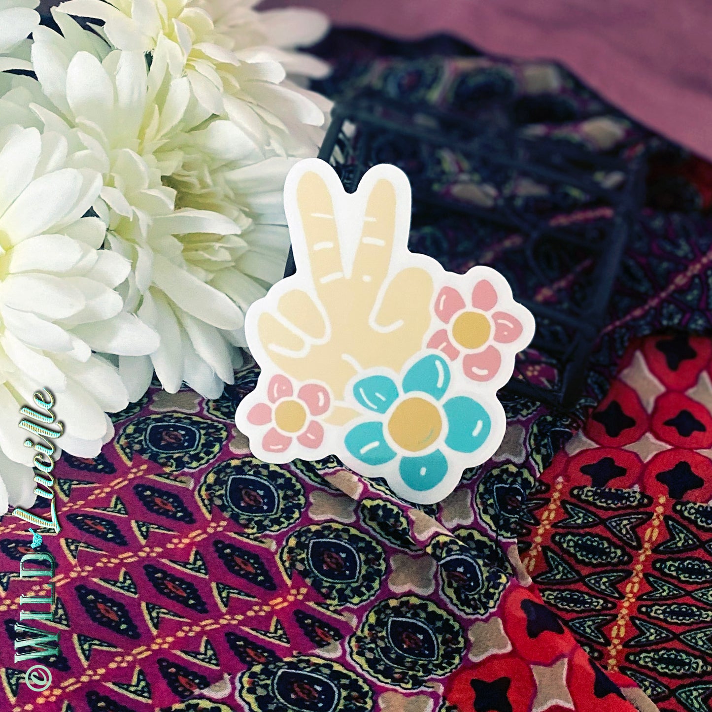 Peace Sign and Daisies - Retro Vinyl Decal