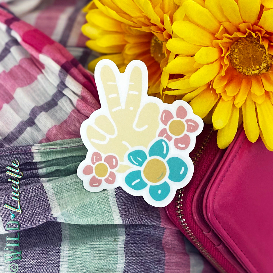 Peace Sign and Daisies - Retro Vinyl Decal